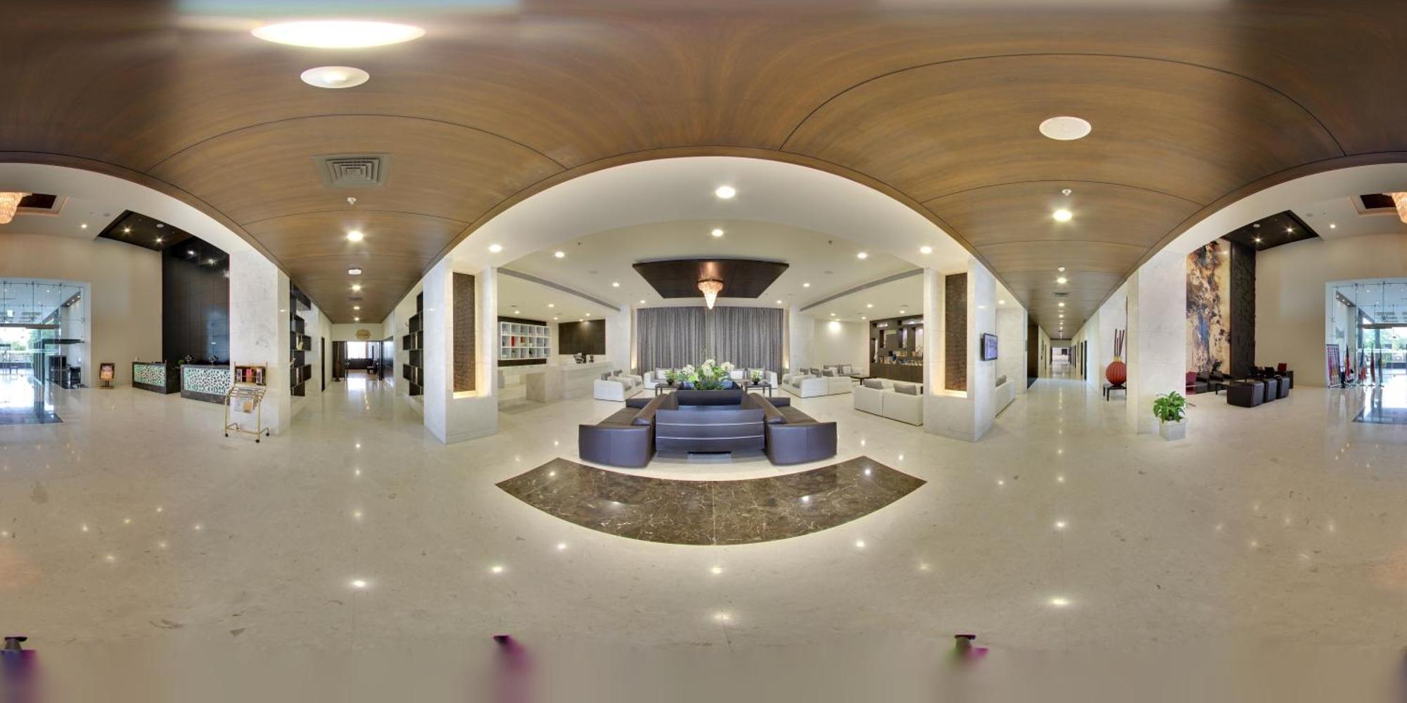 Narayani Heights, Ahmedabad Hotel Kültér fotó